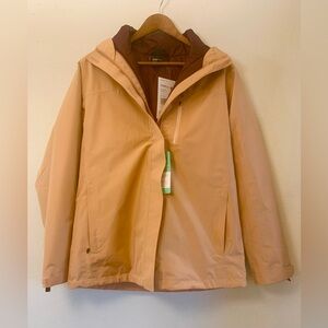 ✨Brand New✨ Peach and Garnet Women’s Ramble Component Jacket